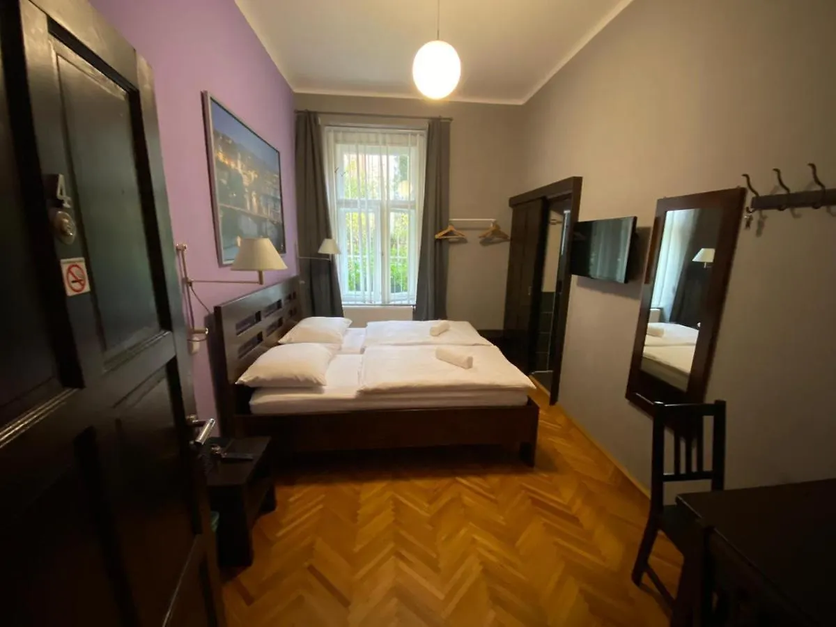 Central Station Studios Guest House Prague 3*,  Czech Republic