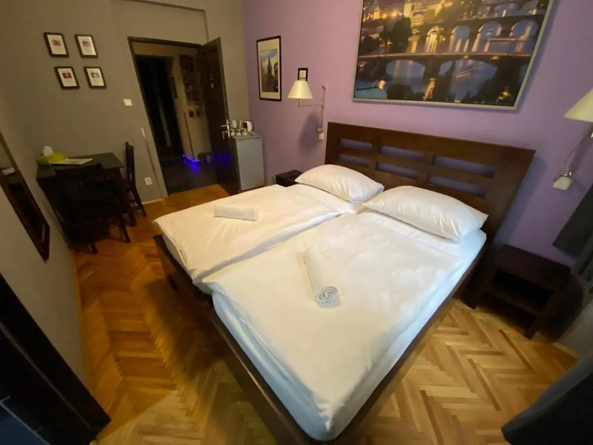 Central Station Studios Guest House Prague Hotel