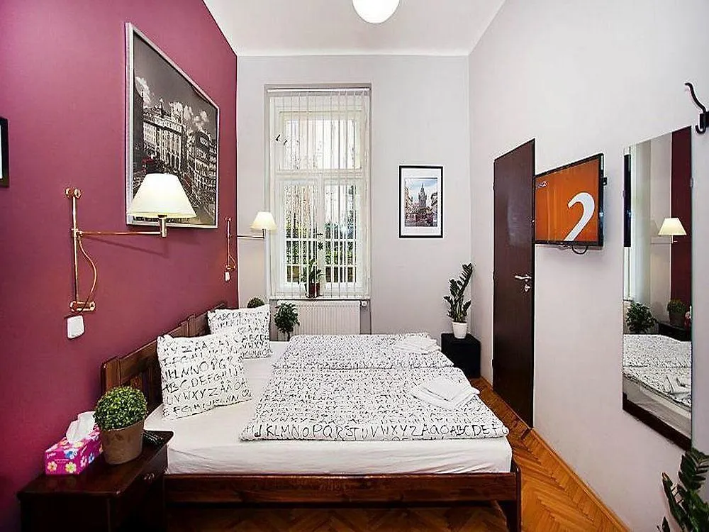 *** Hotel Central Station Studios Praha Česká republika